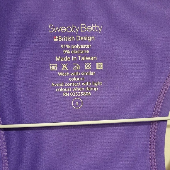 As New Sweaty Betty racerback tank small - Picture 2 of 4